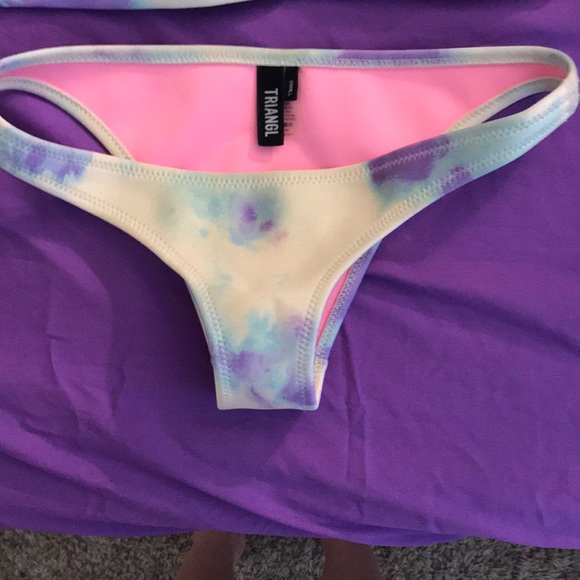 Triangl bathing suit - Picture 2 of 5